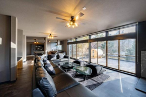 tj resort YAMANAKAKO Luxury large villa with Mt. Fuji, Sauna BBQ Max 25